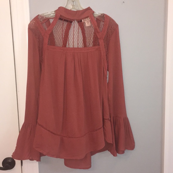 TOP - Picture 1 of 4